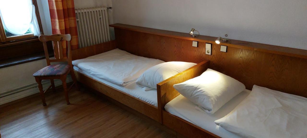 Der Adler Hotell Lauchringen Exteriör bild