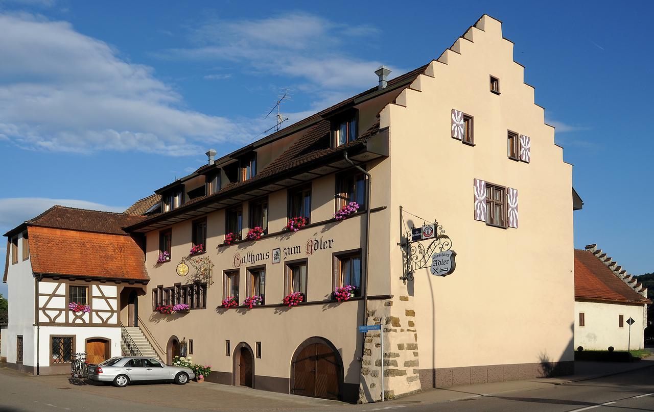 Der Adler Hotell Lauchringen Exteriör bild